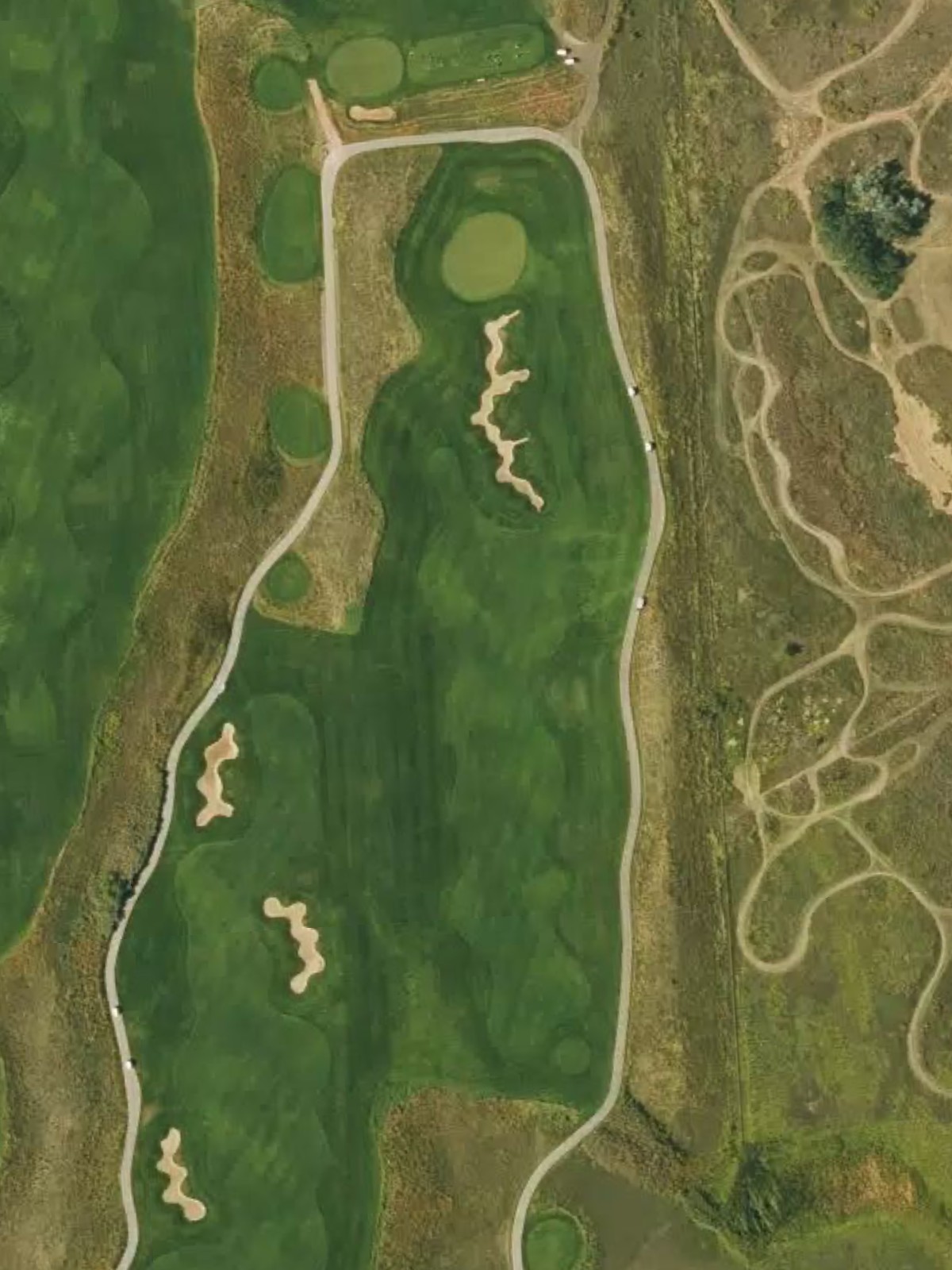 Hole 7 satellite