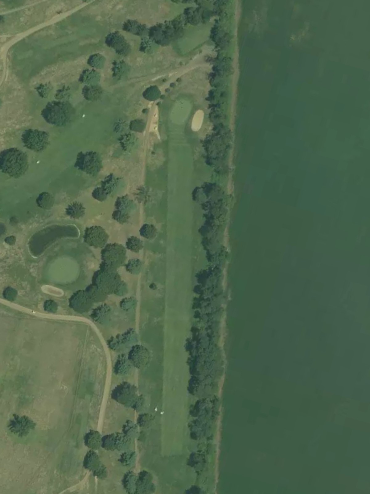 Hole 4 satellite