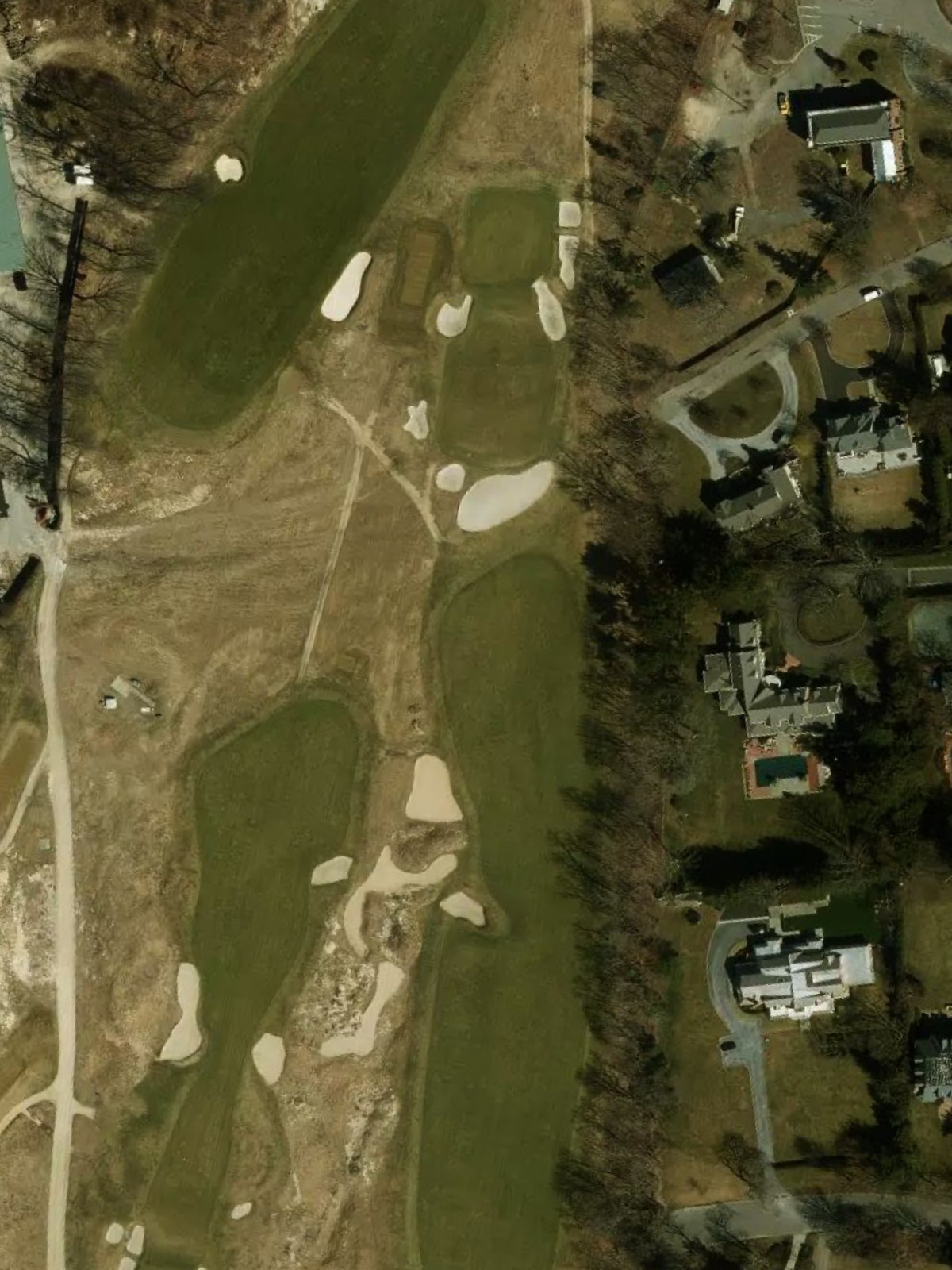 Hole 4 satellite
