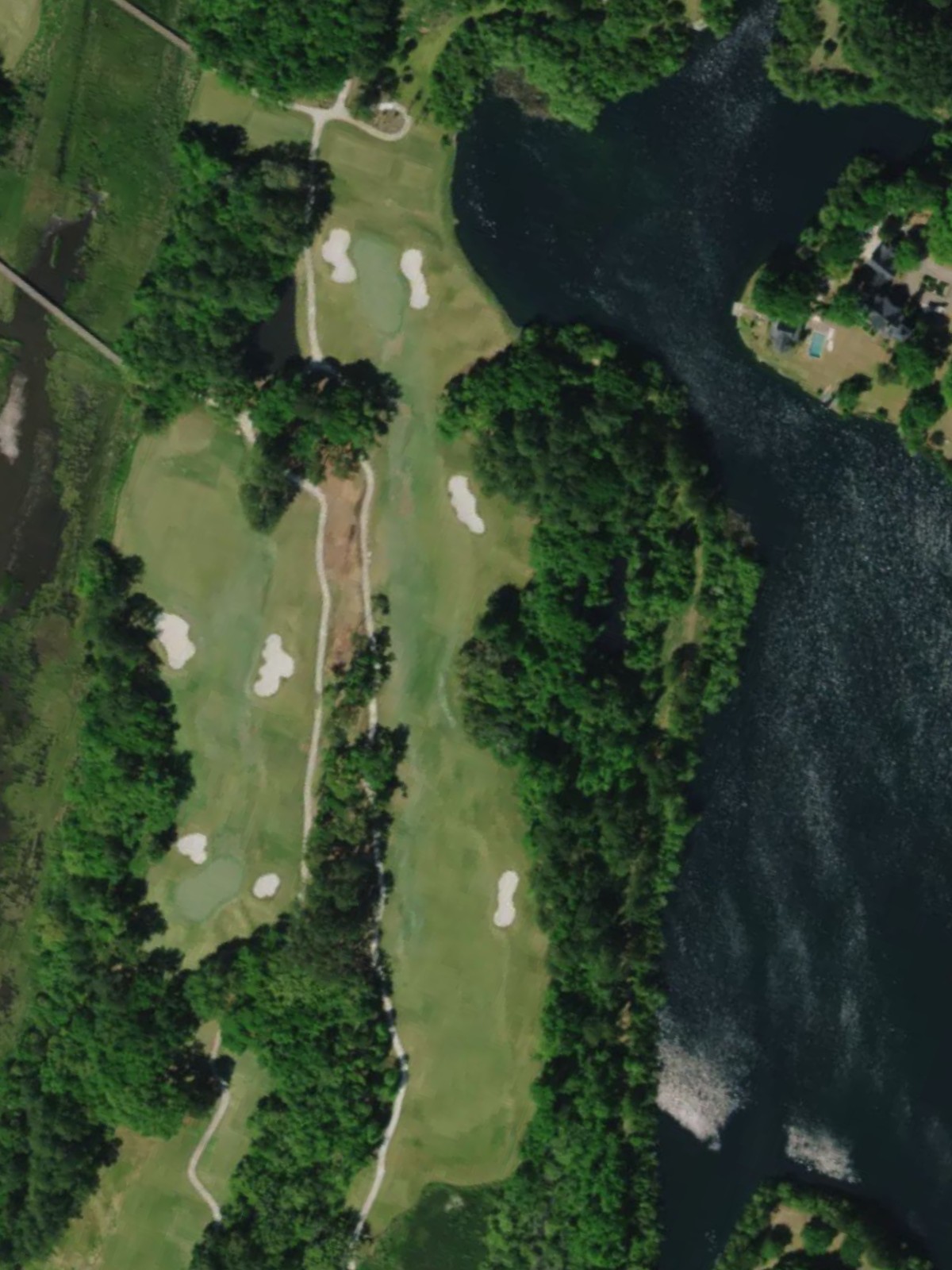 Hole 7 satellite