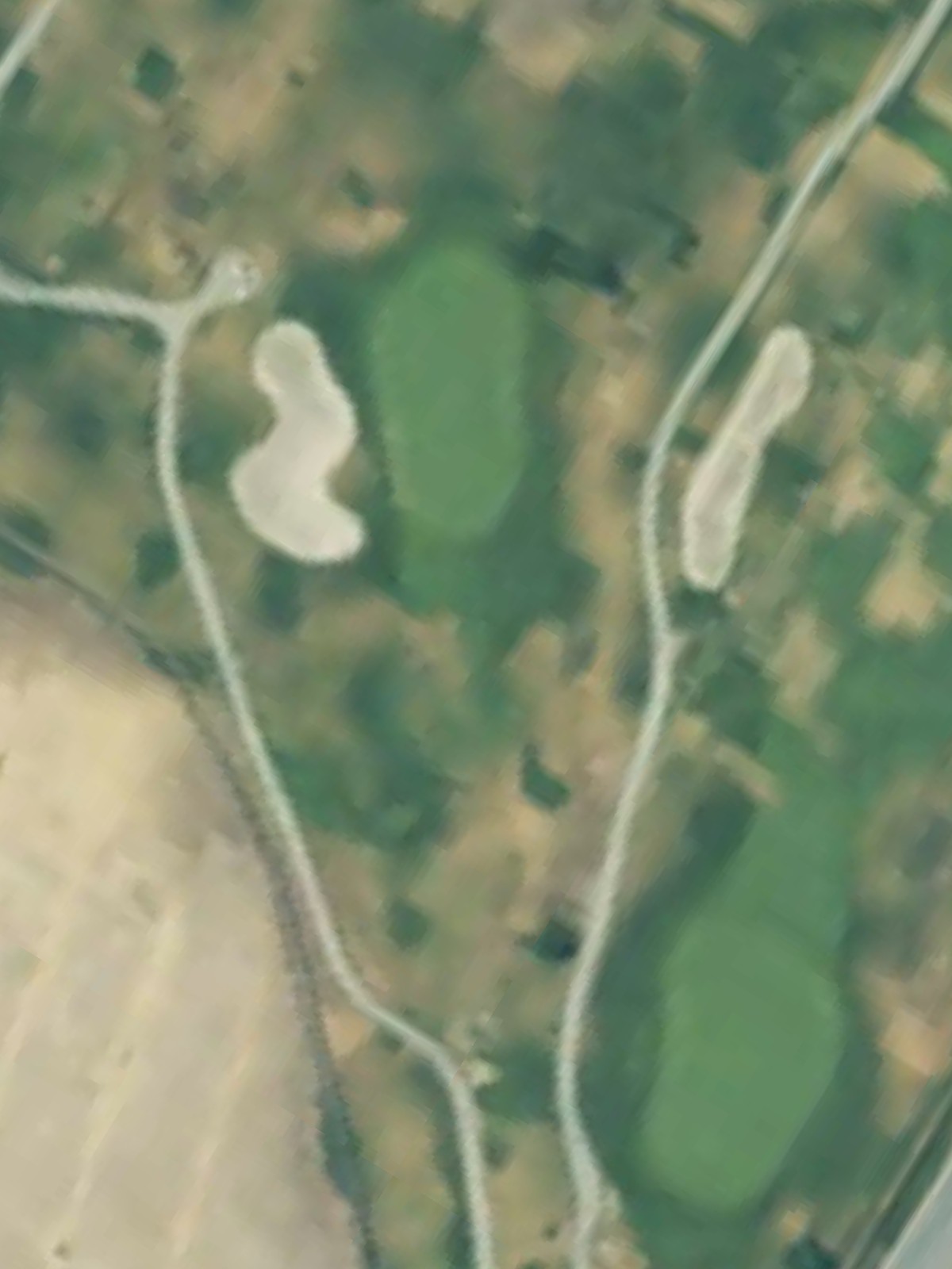 Hole 7 satellite