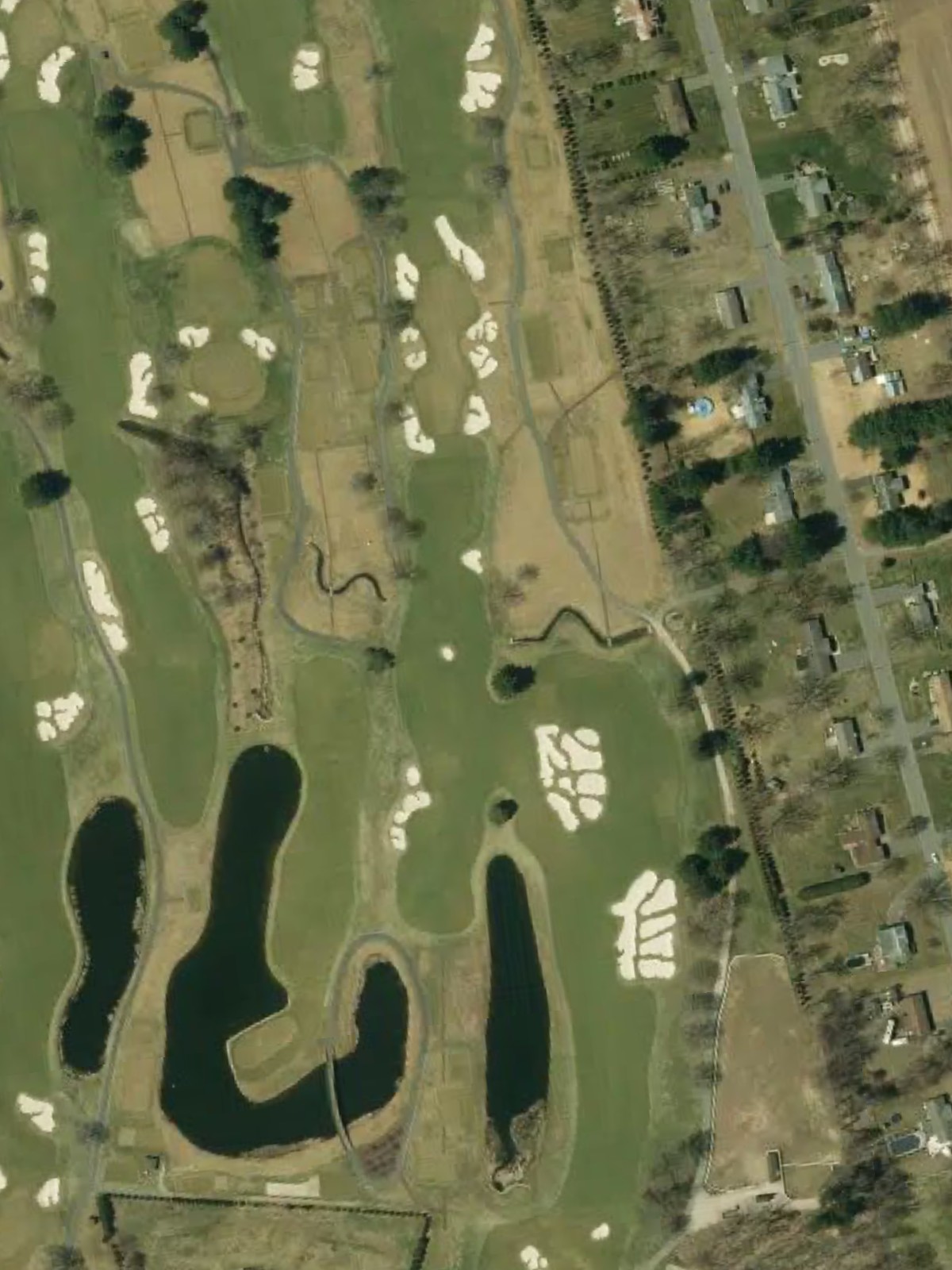 Hole 5 satellite