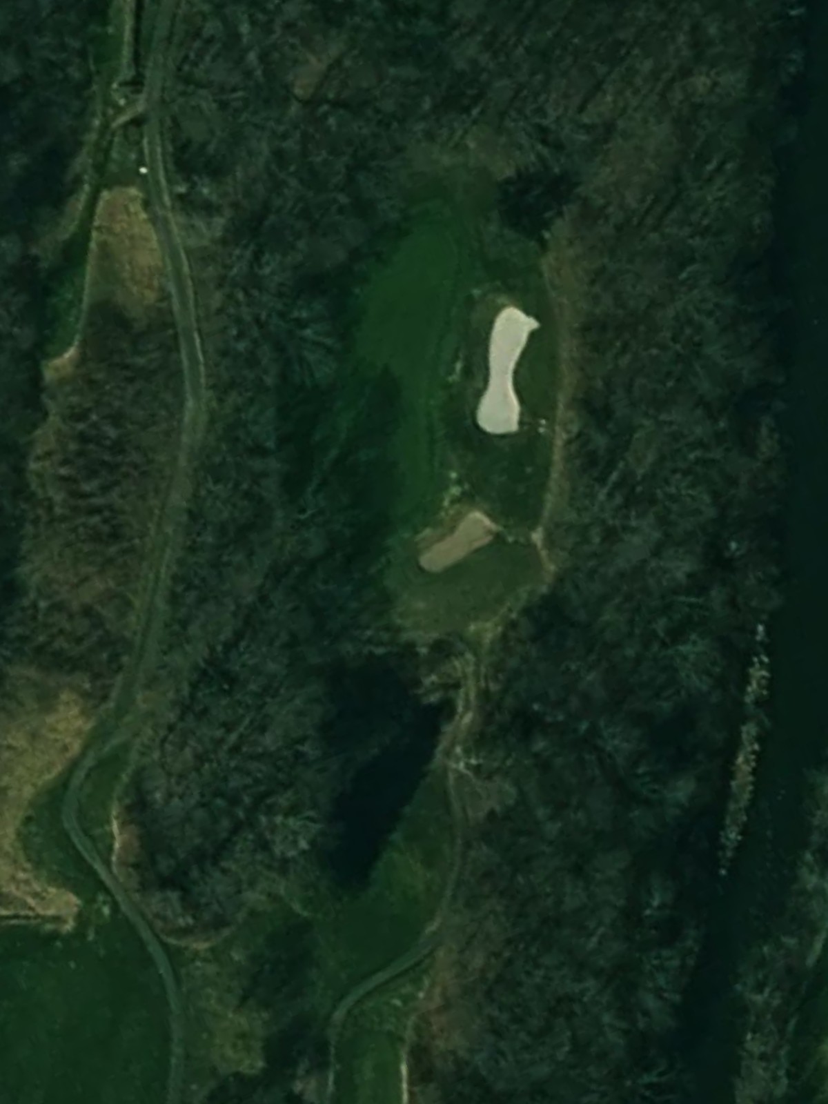 Hole 15 satellite