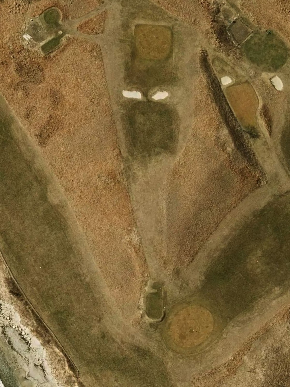 Hole 6 satellite