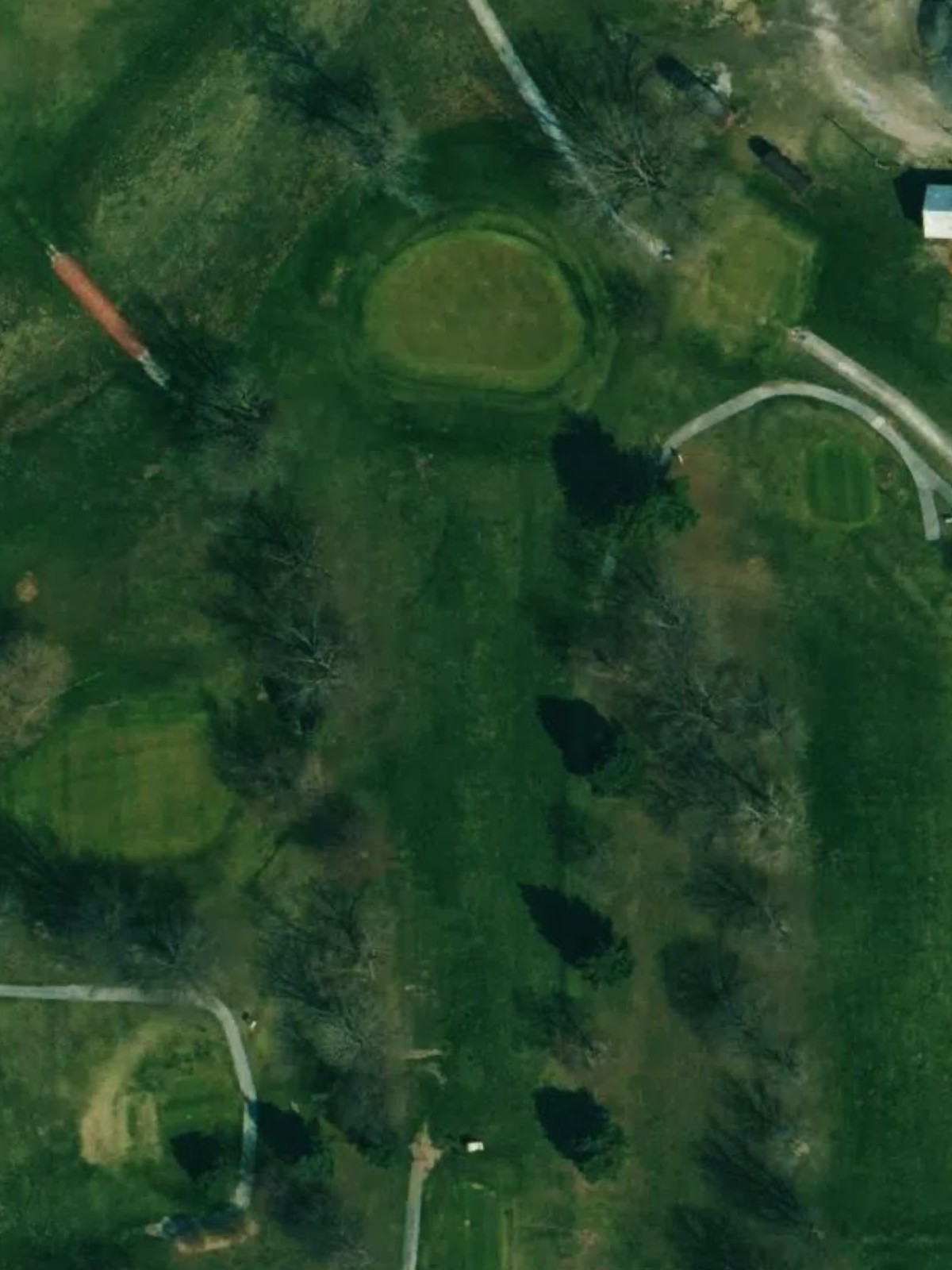 Hole 7 satellite