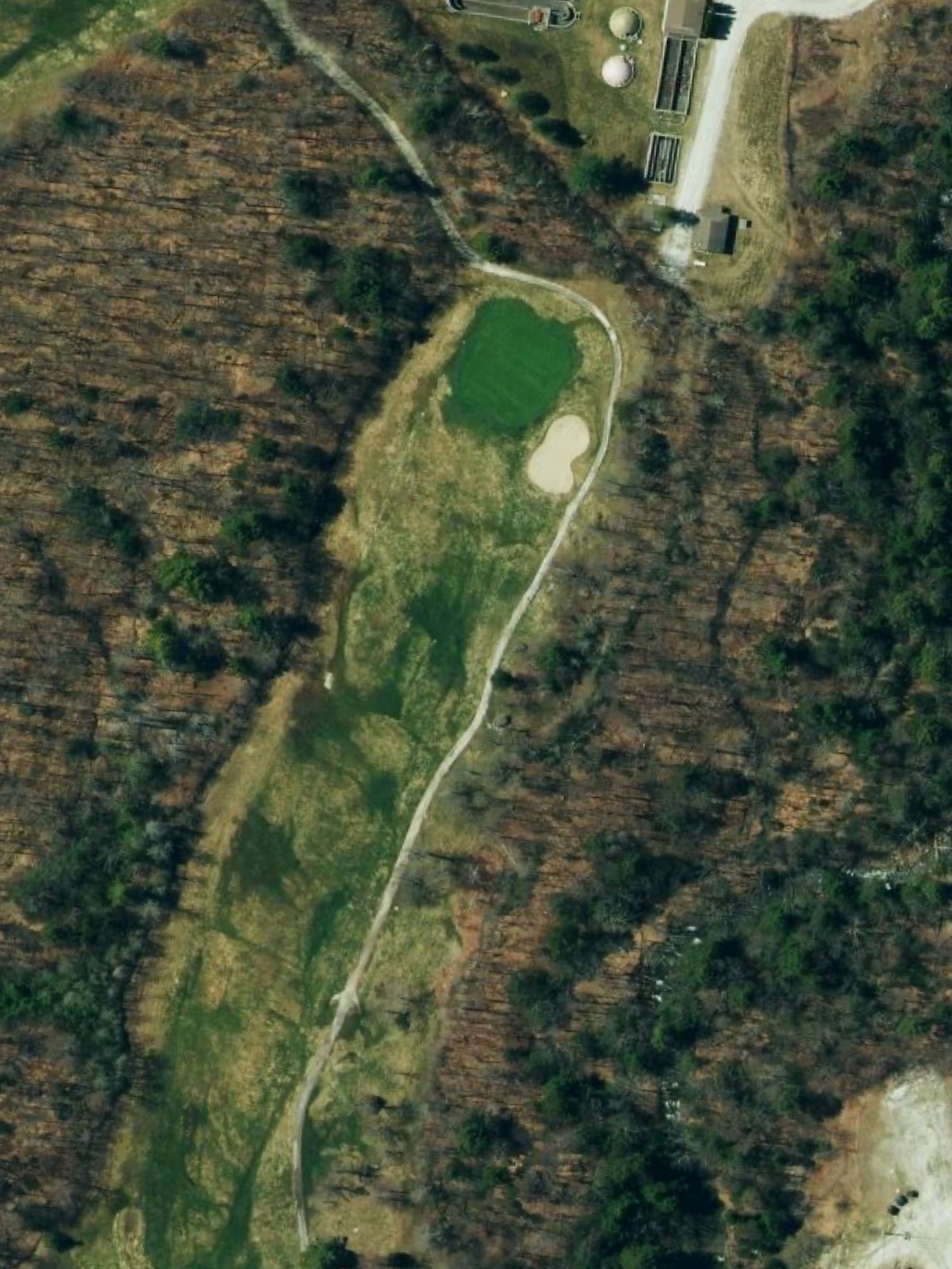 Hole 7 satellite