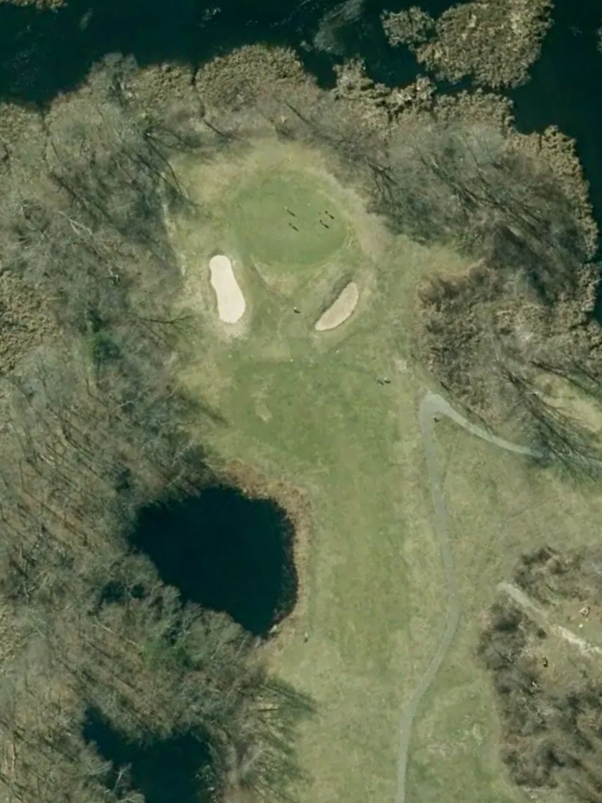 Hole 4 satellite