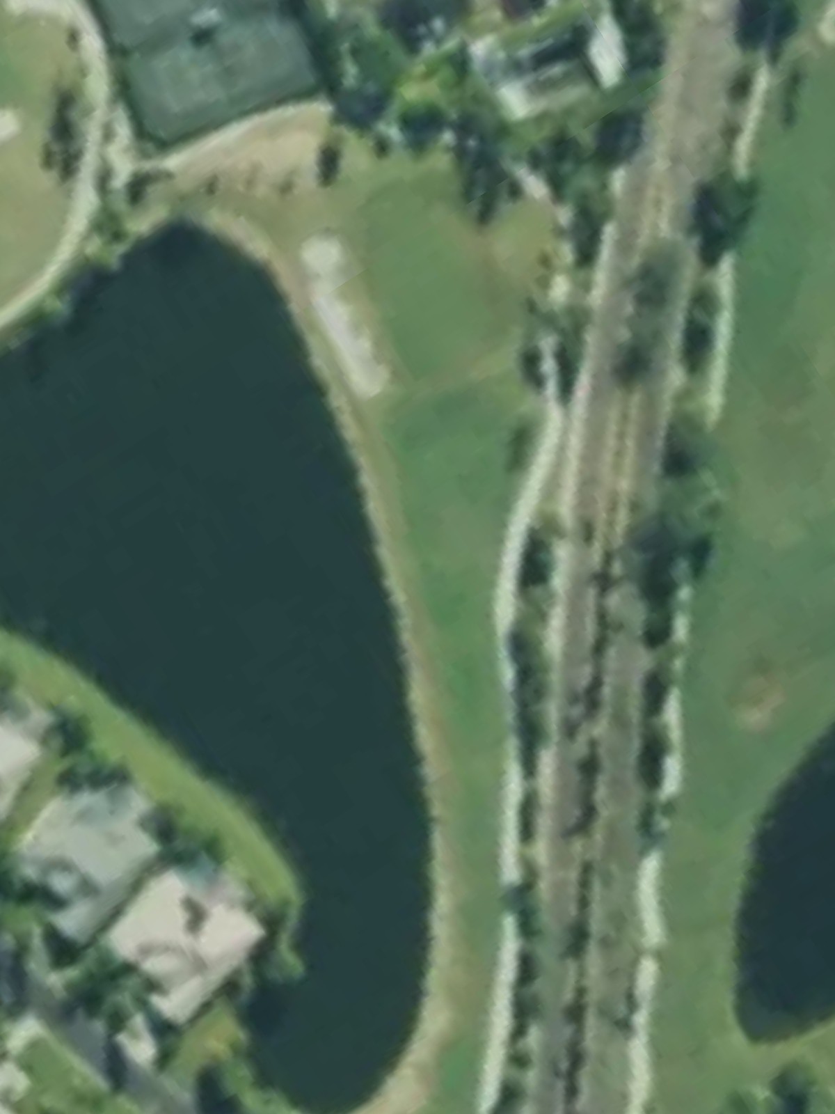 Hole 4 satellite