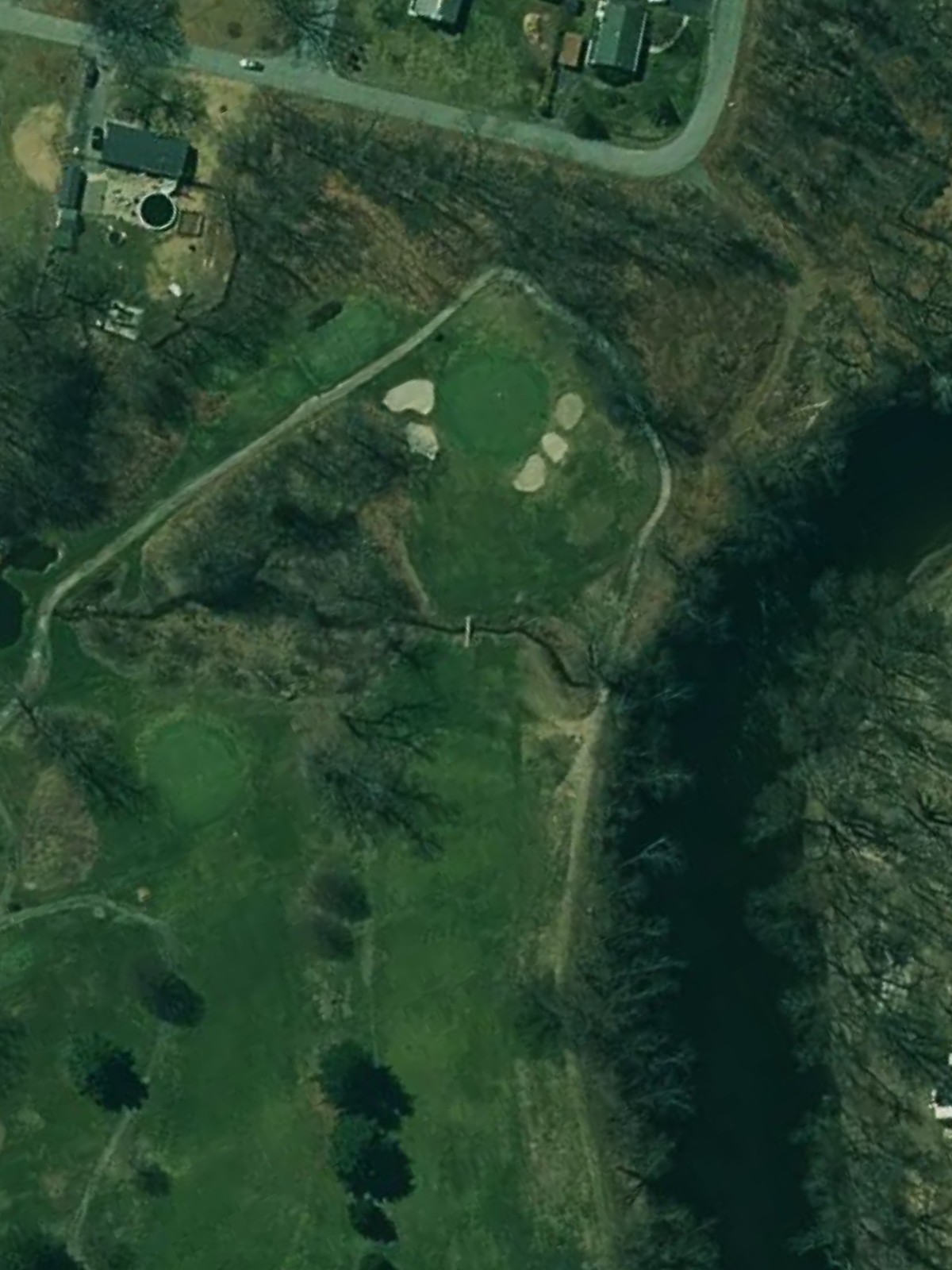 Hole 5 satellite