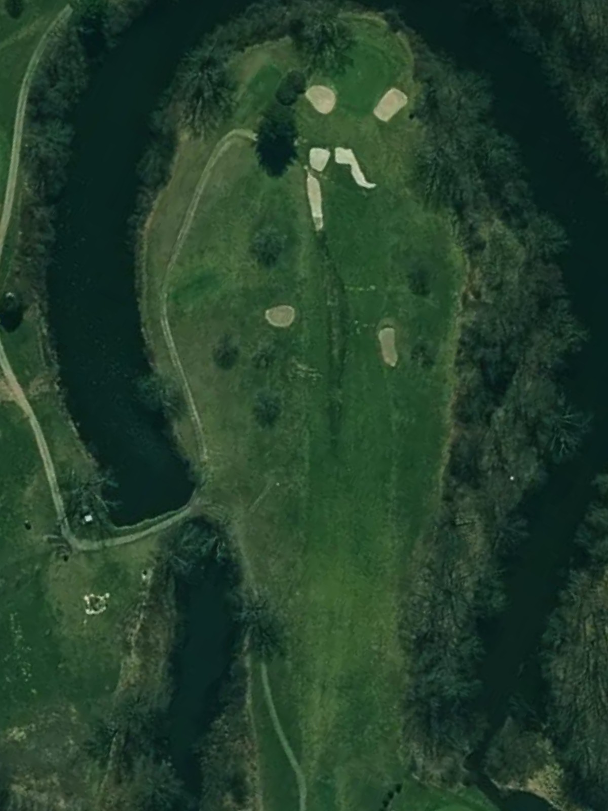 Hole 7 satellite
