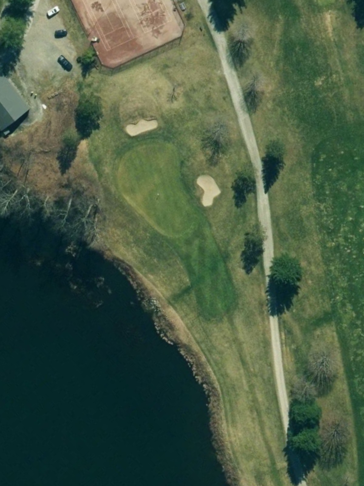 Hole 6 satellite