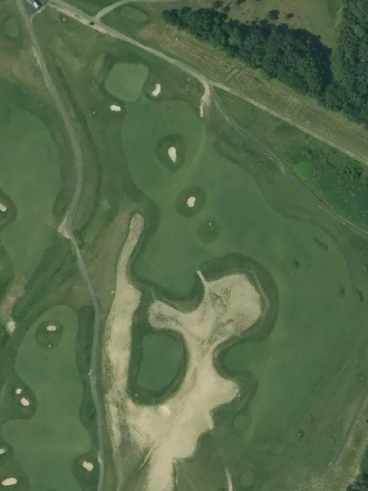 Hole 7 satellite