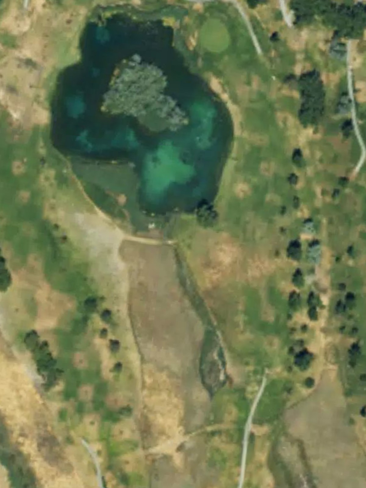 Hole 7 satellite