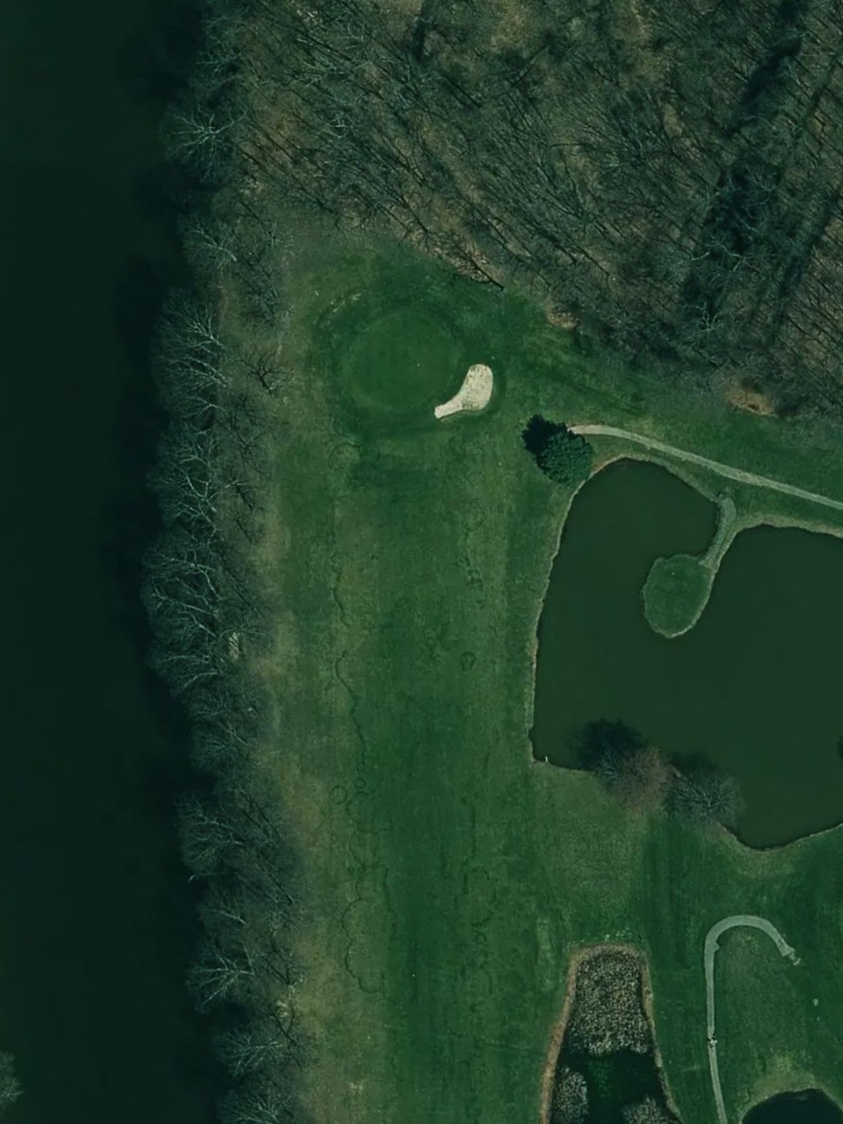 Hole 5 satellite