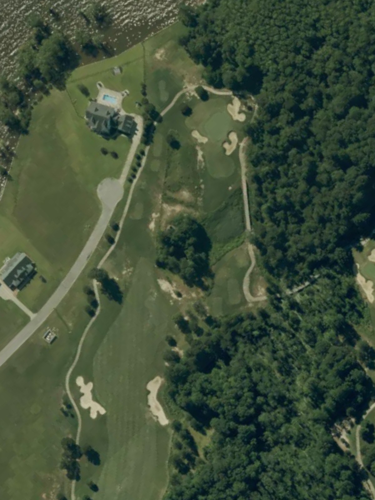 Hole 7 satellite