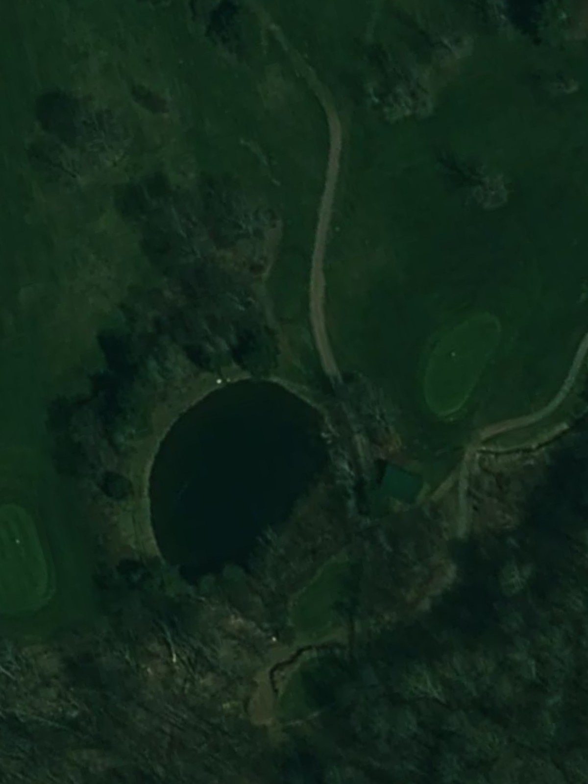 Hole 7 satellite