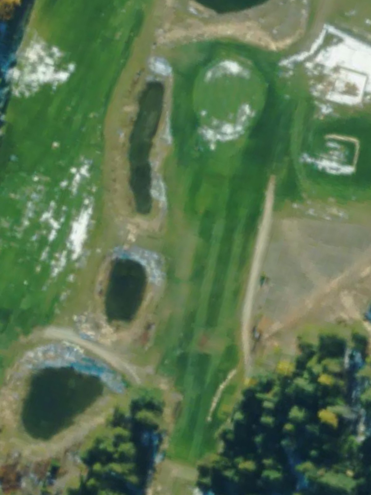 Hole 5 satellite