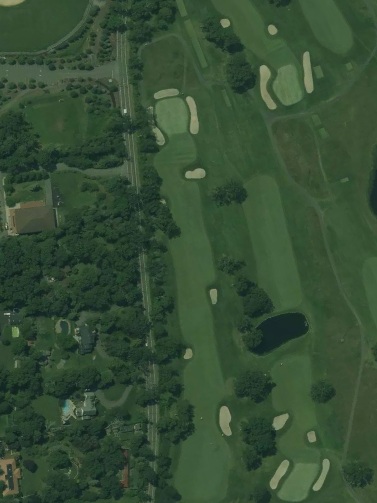 Hole 7 satellite