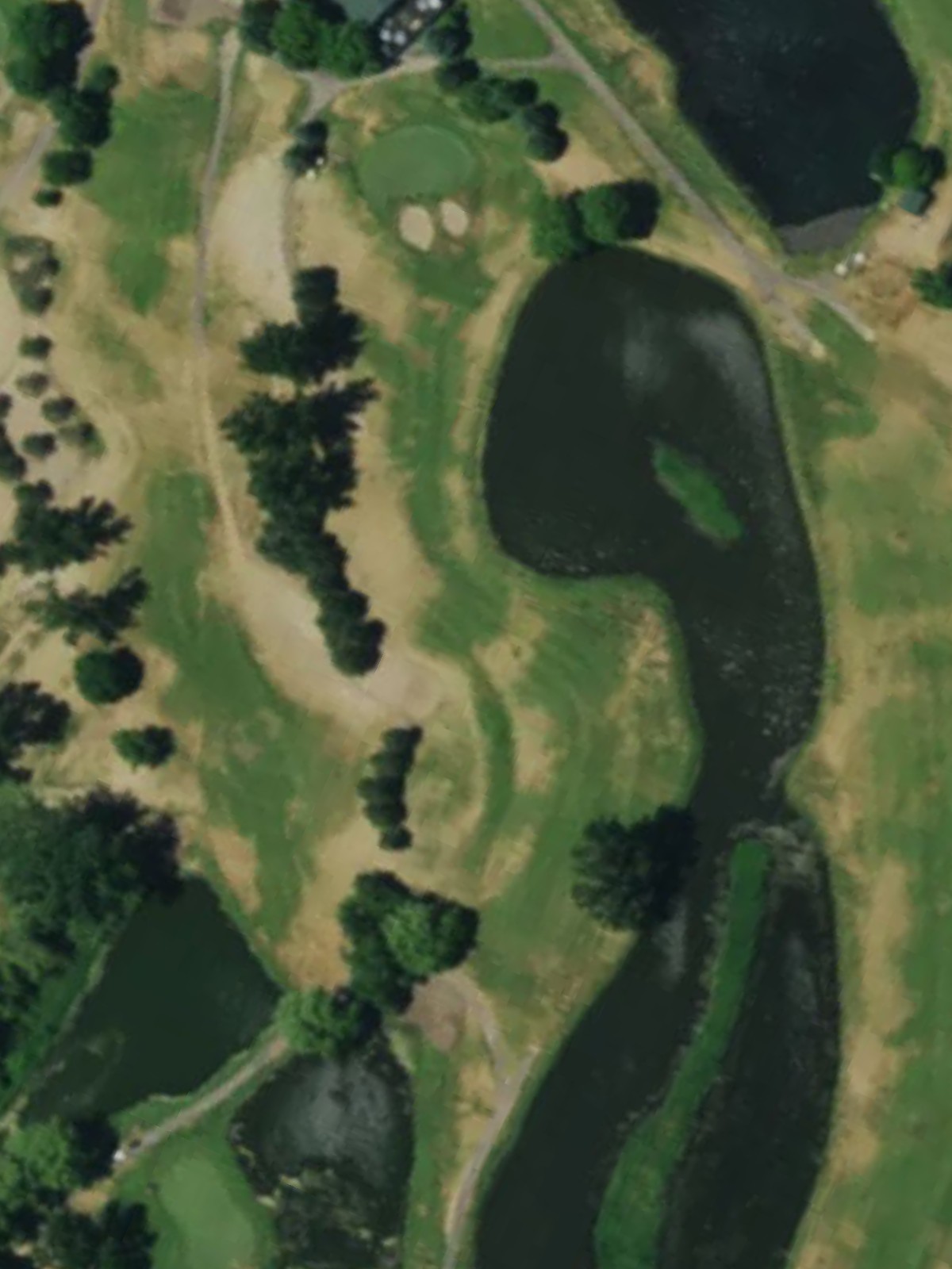 Hole 7 satellite