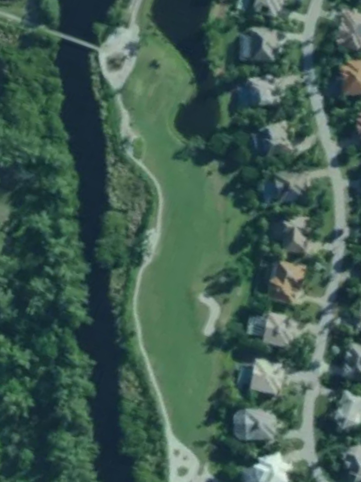 Hole 5 satellite