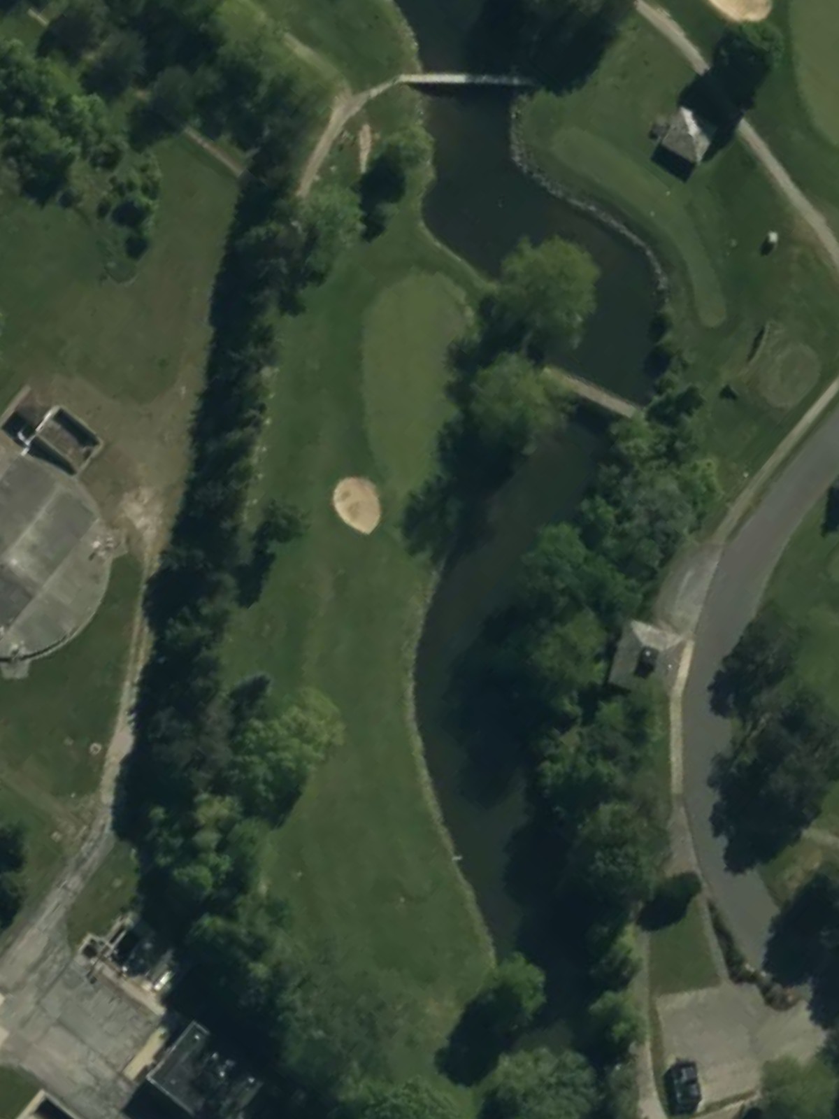 Hole 5 satellite