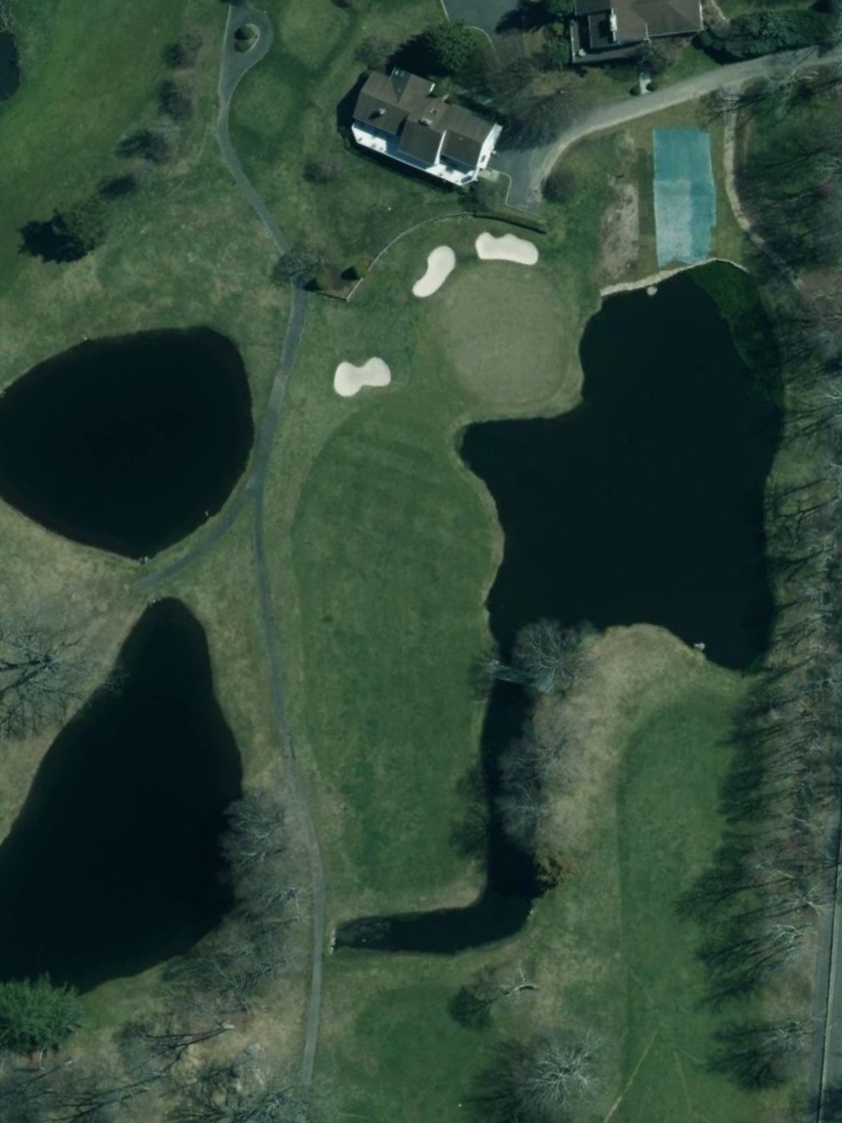 Hole 8 satellite