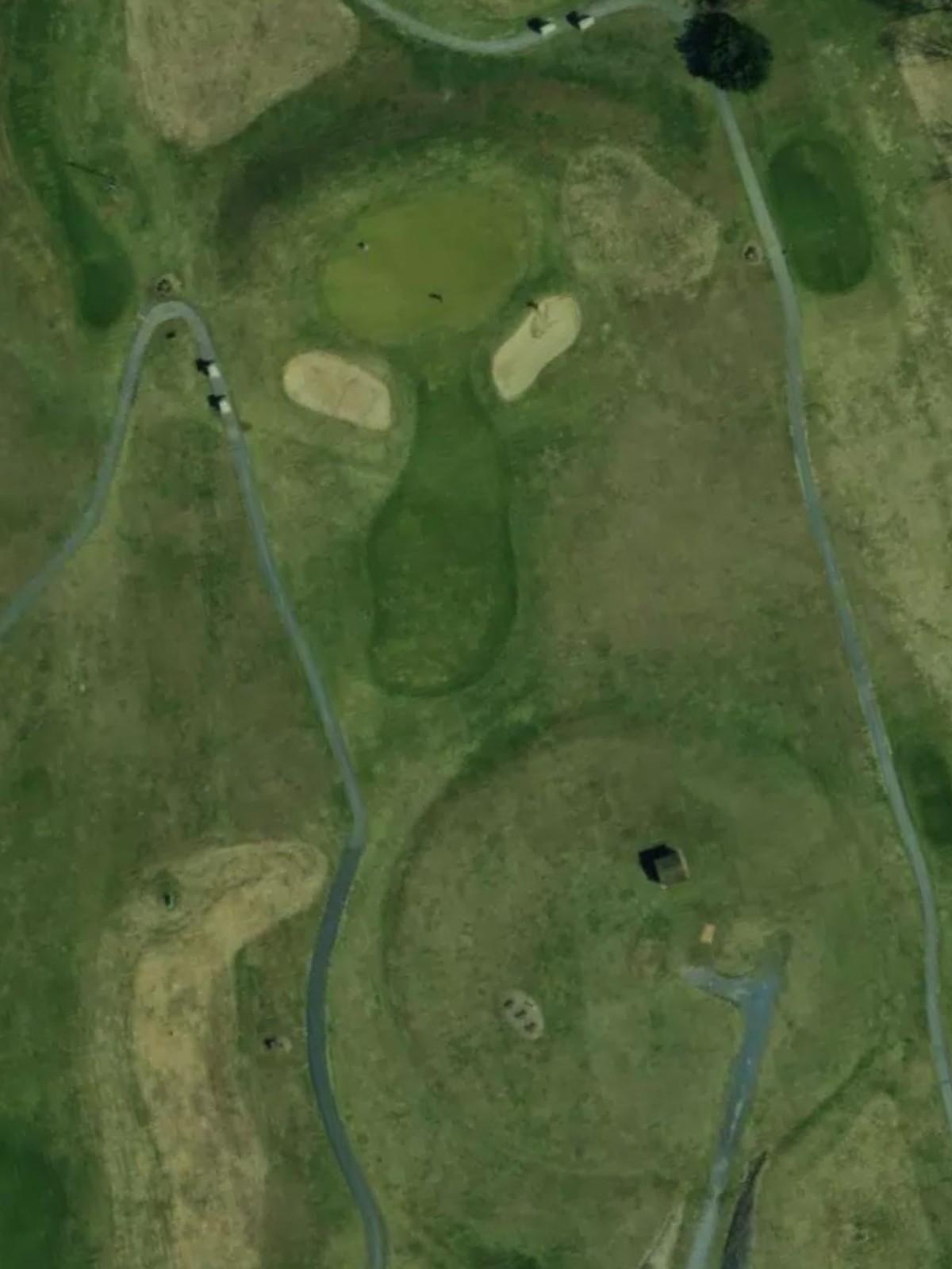 Hole 5 satellite