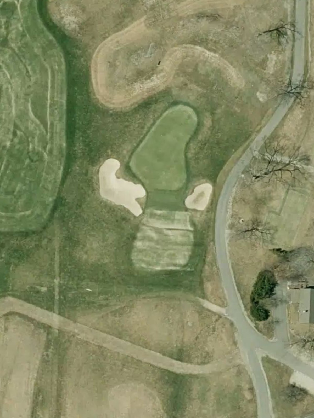 Hole 7 satellite