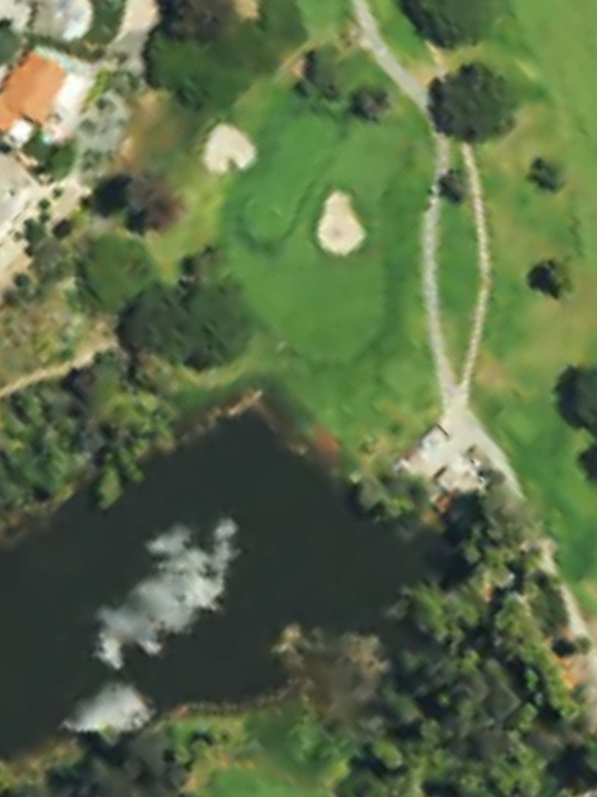 Hole 4 satellite