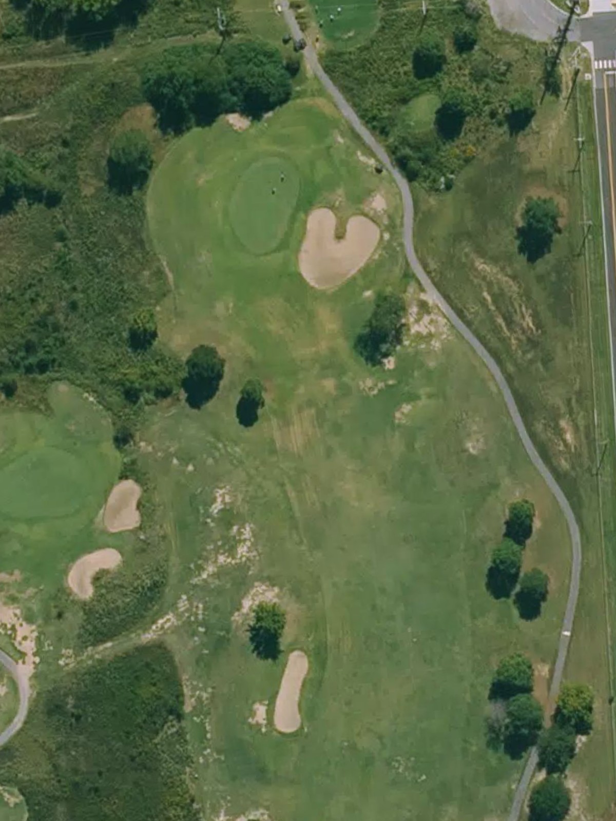 Hole 7 satellite