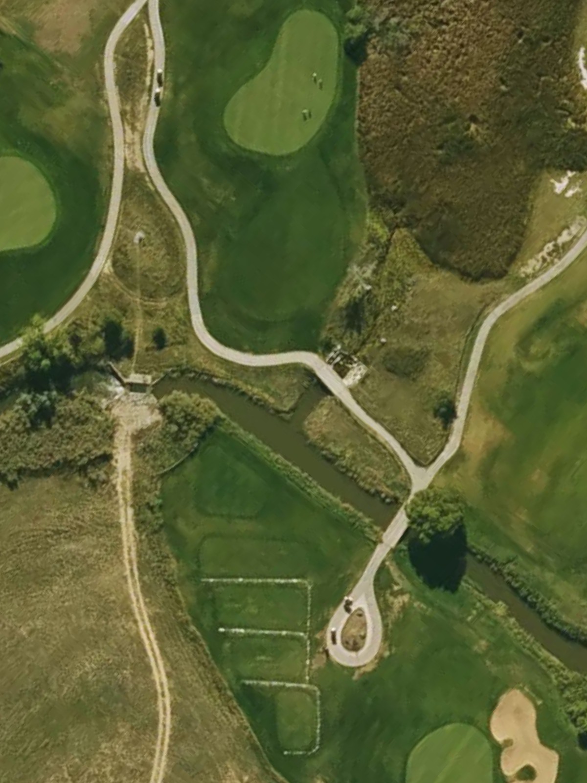 Hole 7 satellite