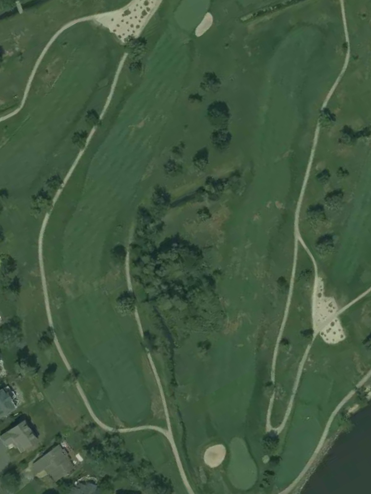 Hole 7 satellite