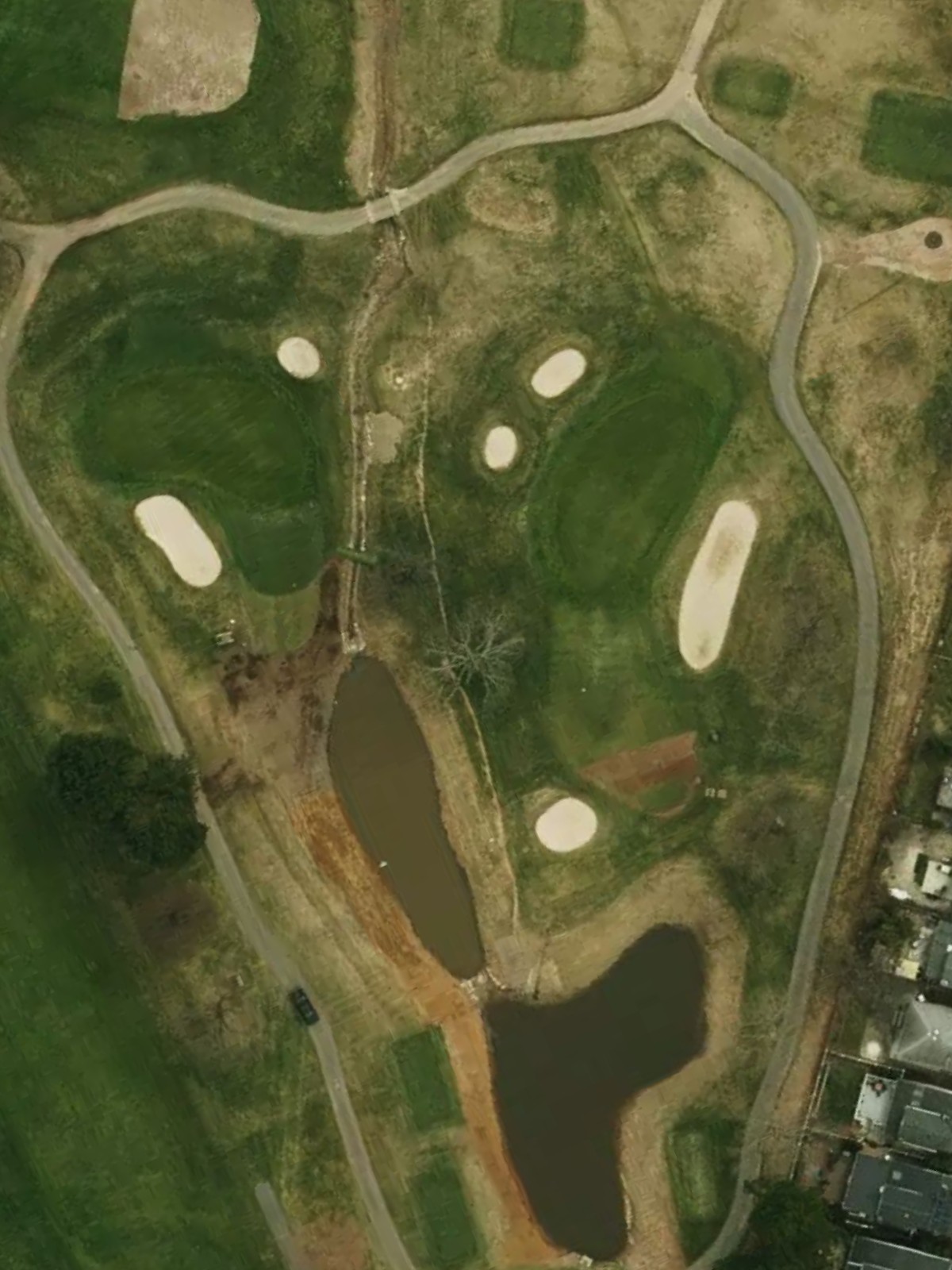 Hole 6 satellite