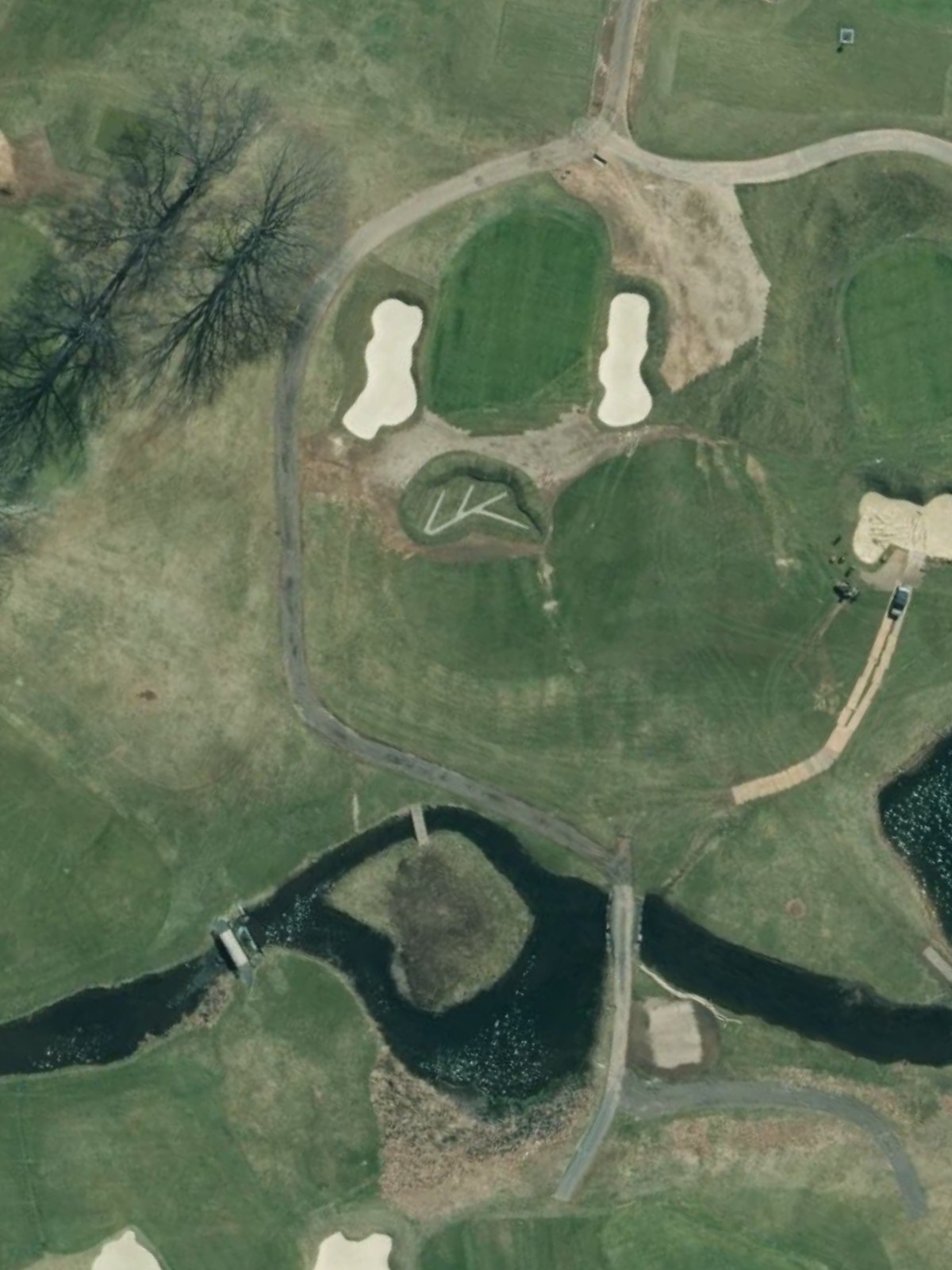 Hole 9 satellite