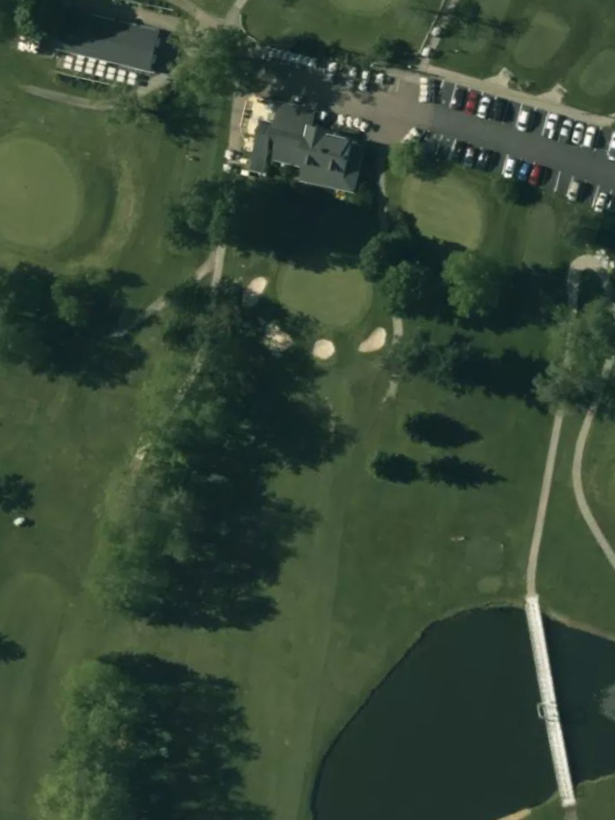 Hole 7 satellite