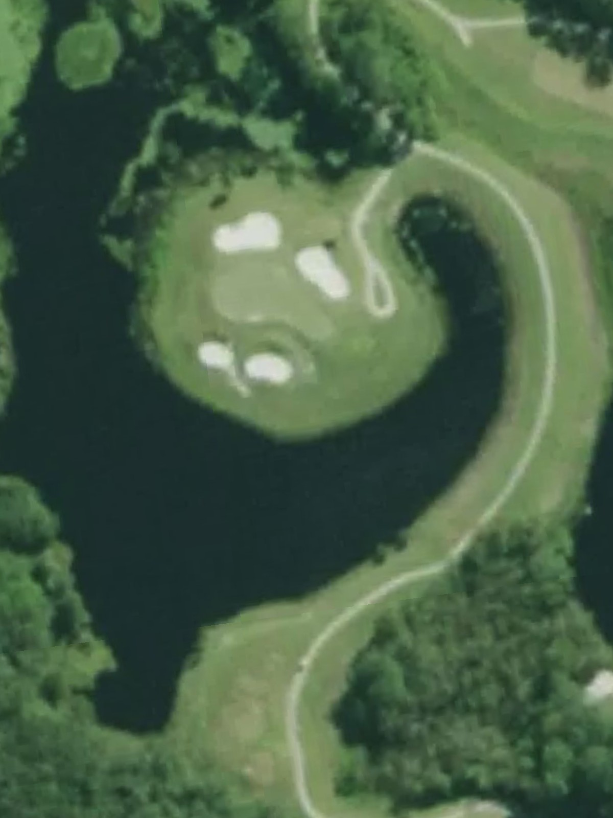 Hole 7 satellite