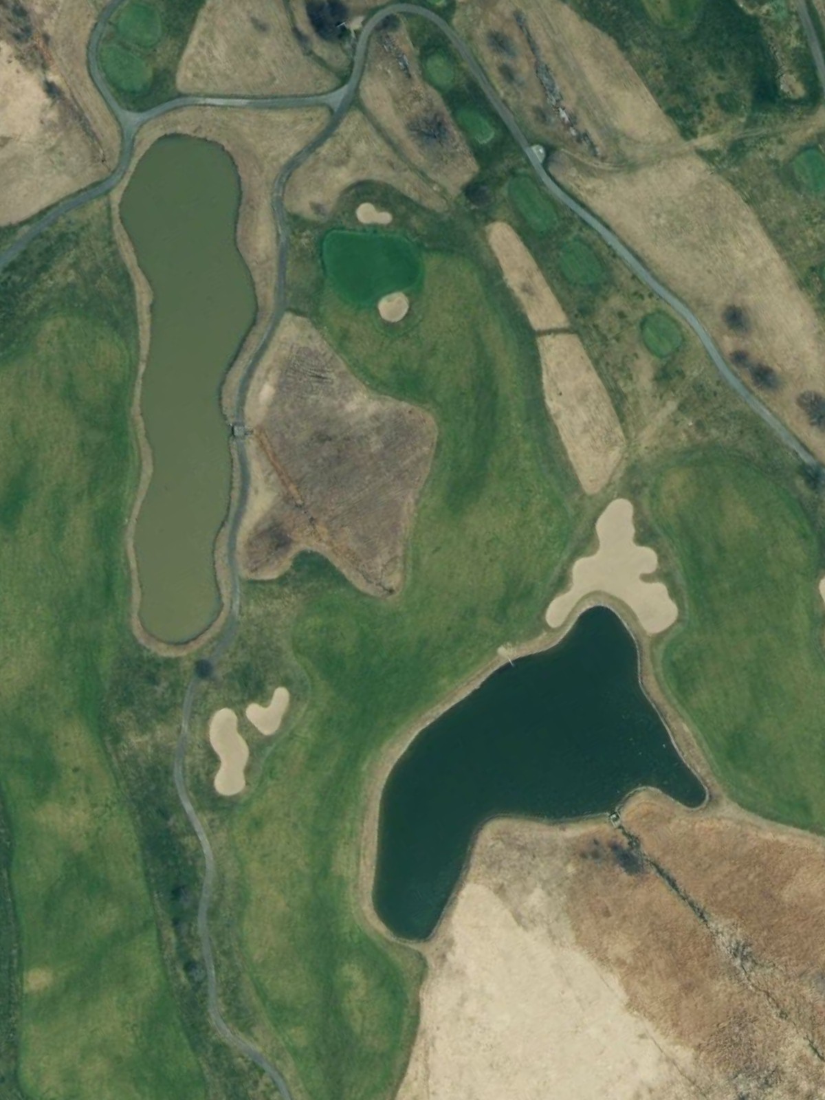 Hole 6 satellite