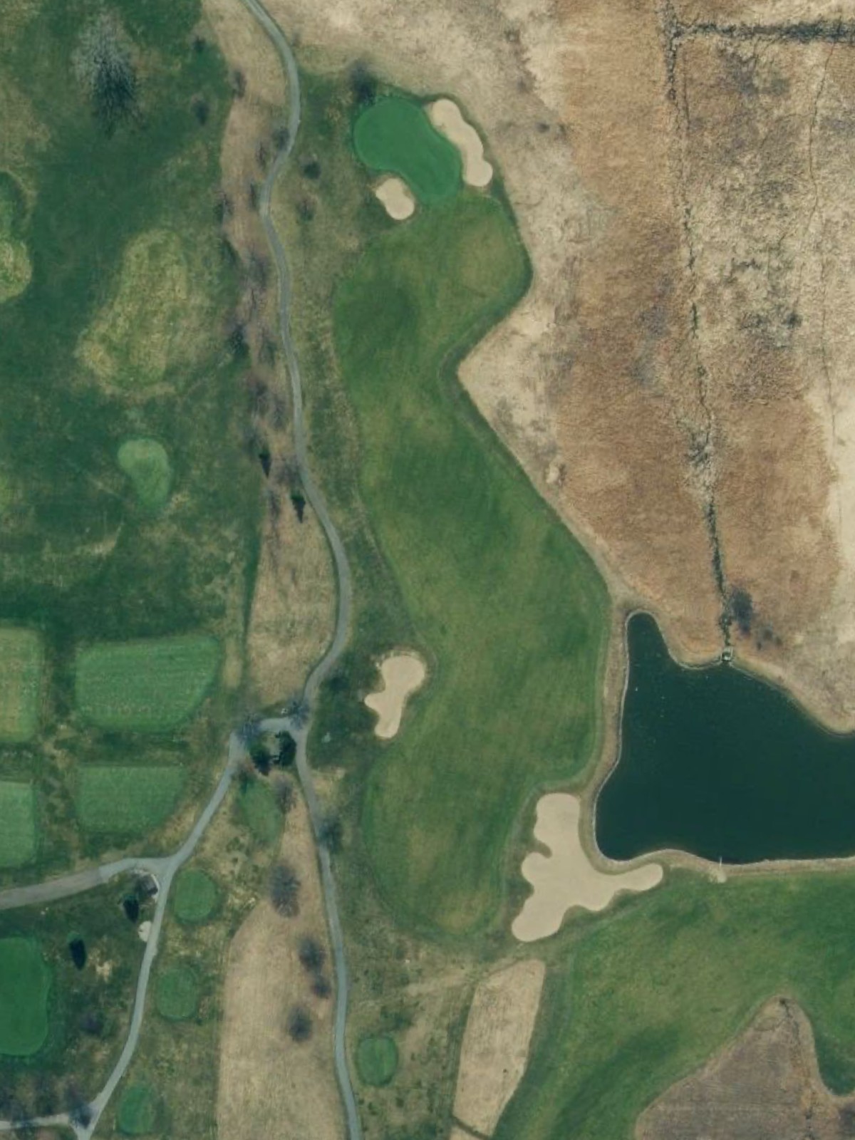 Hole 7 satellite