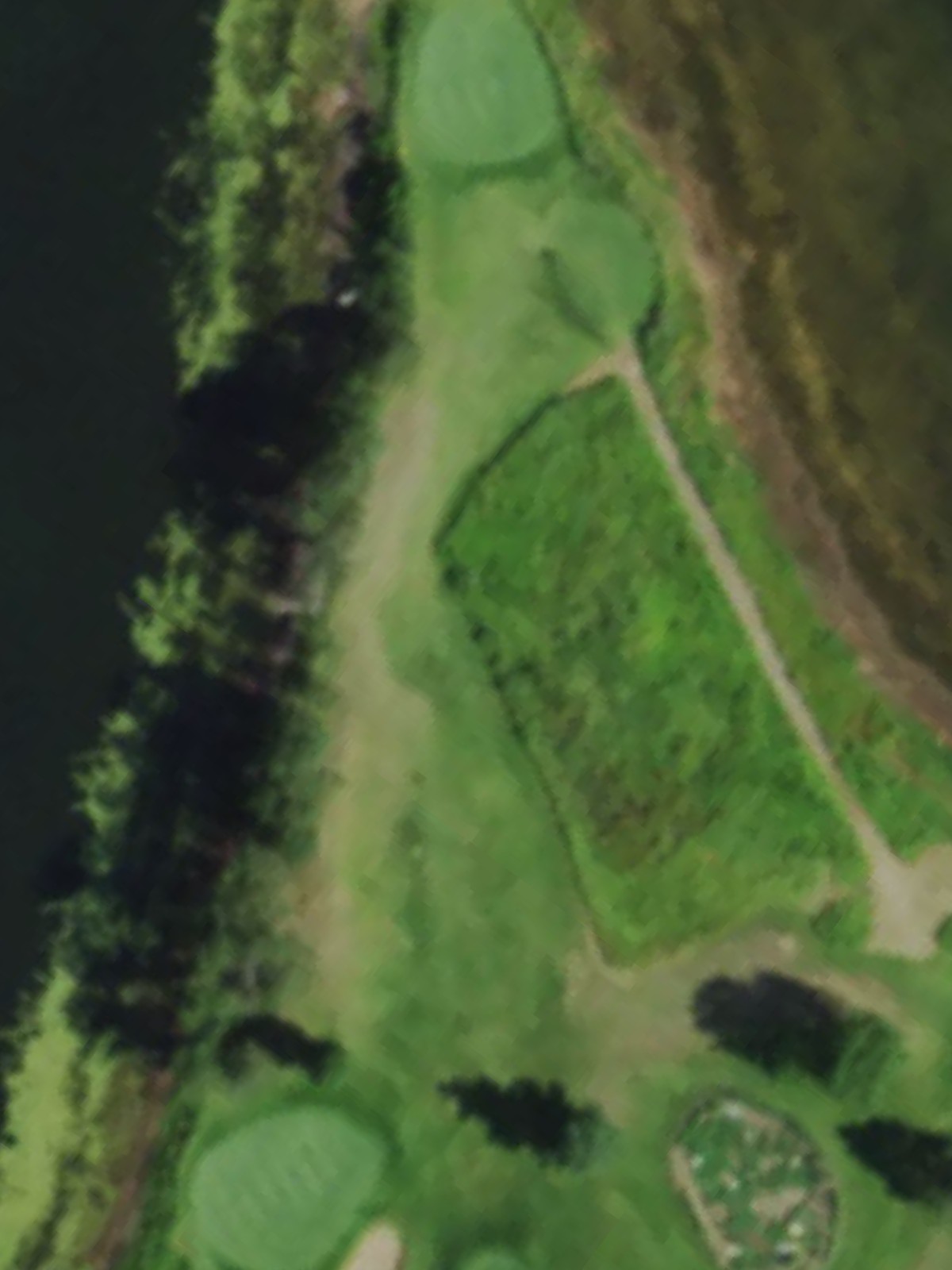 Hole 4 satellite
