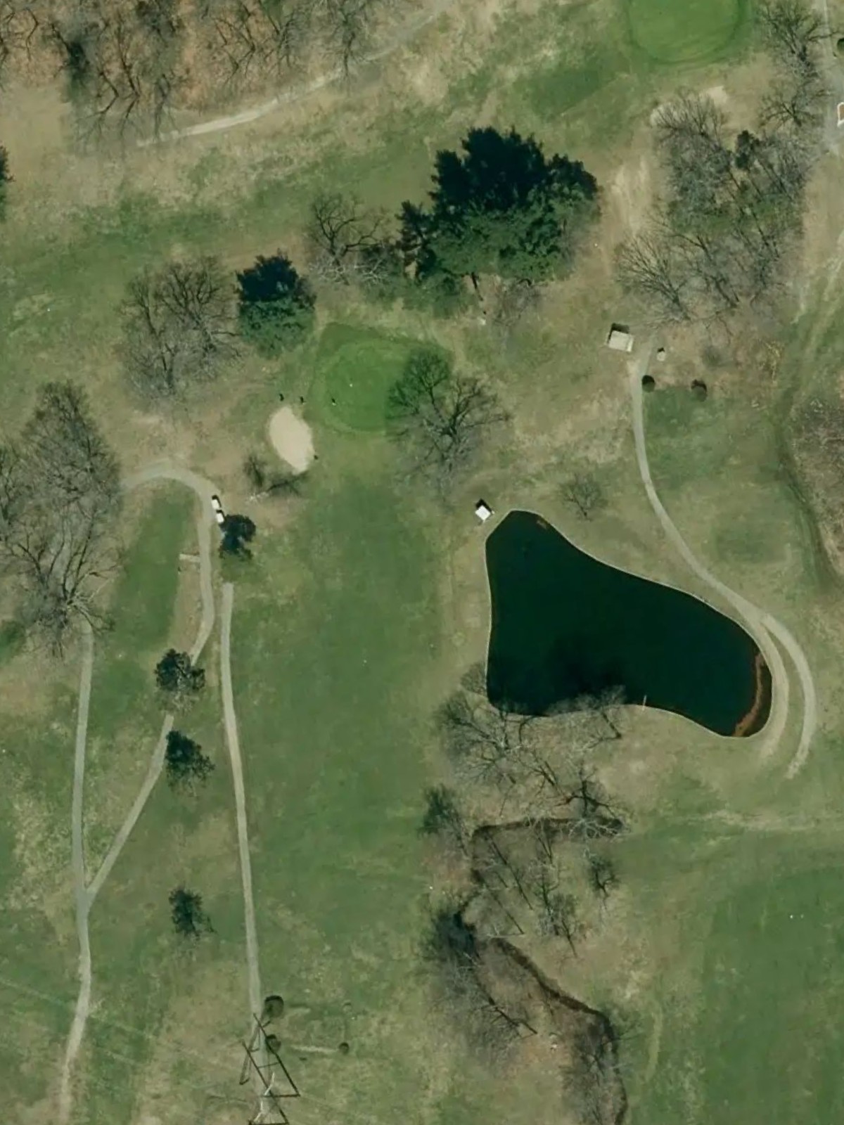 Hole 7 satellite