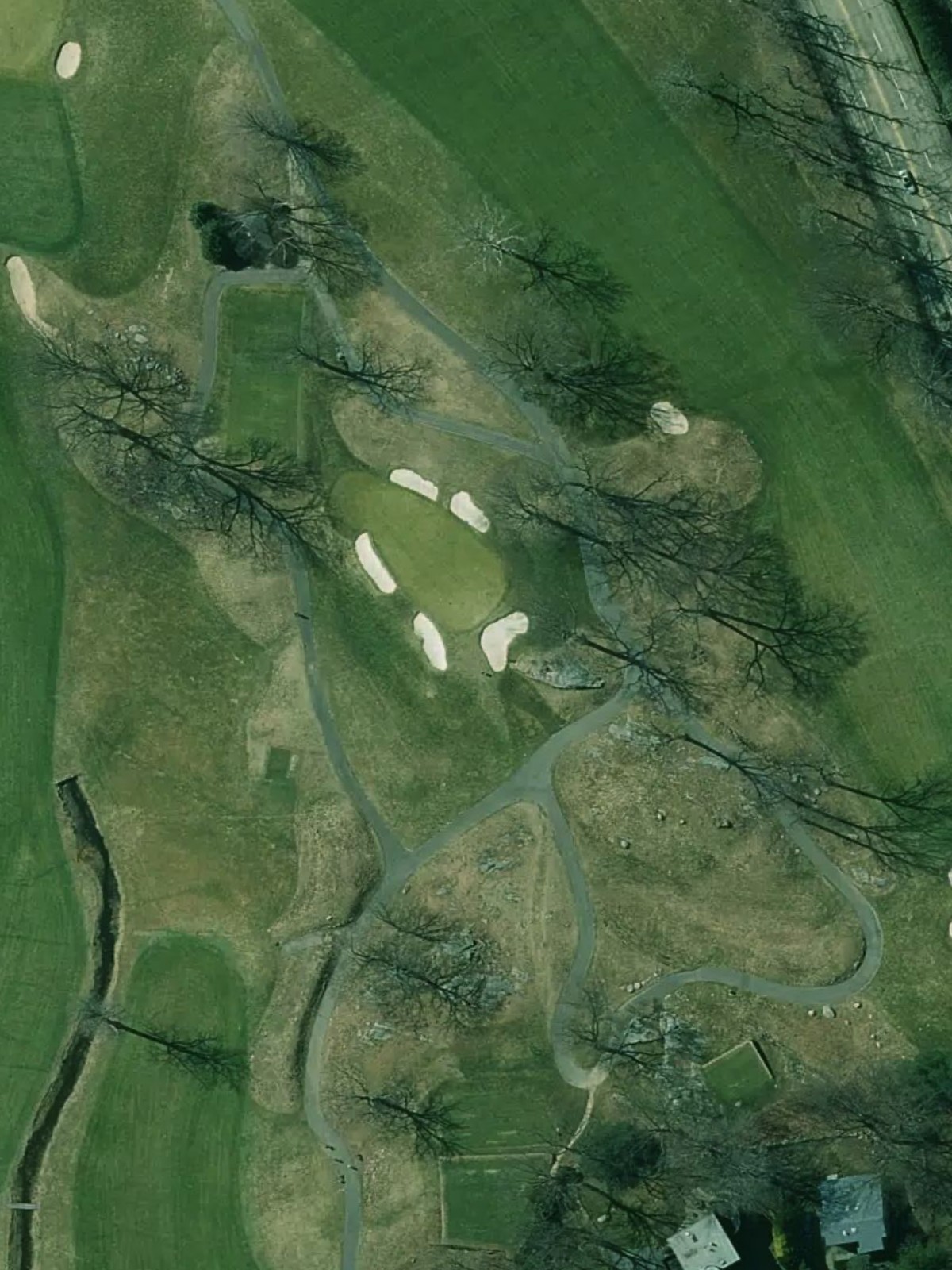 Hole 4 satellite